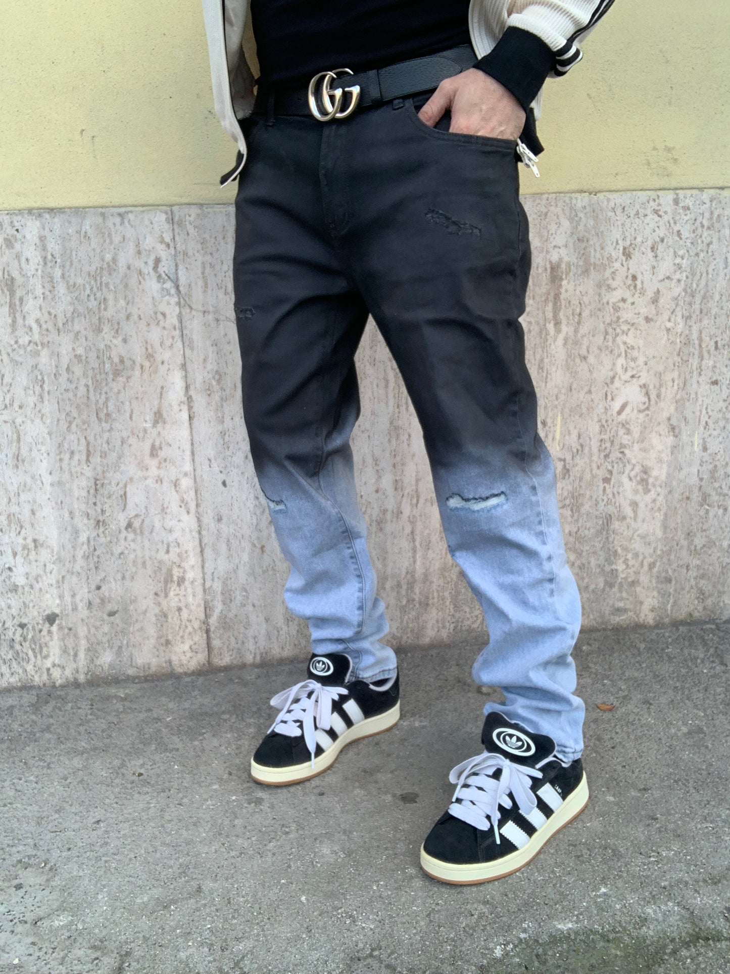 Baggy wash Black light blue