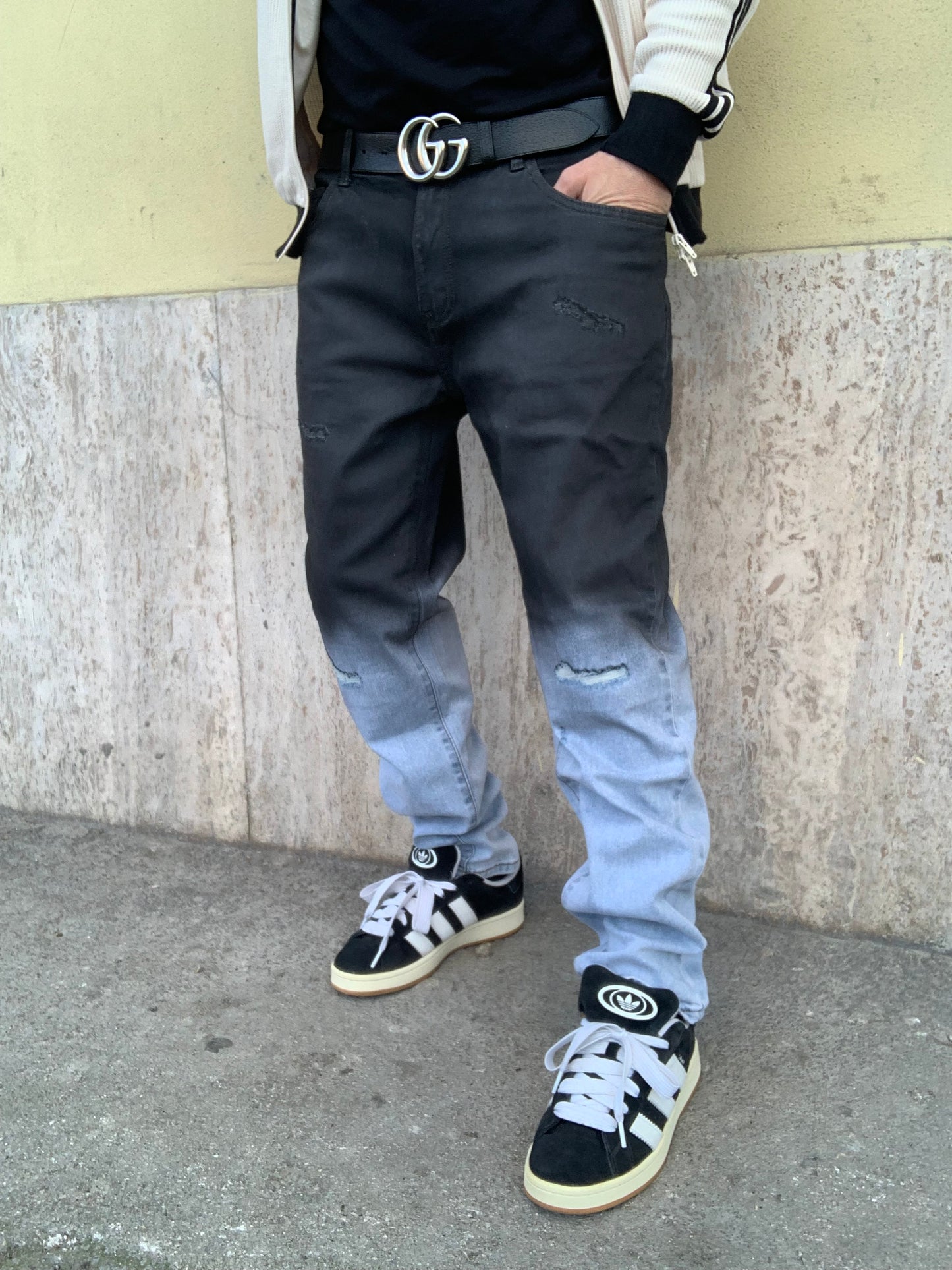 Baggy wash Black light blue