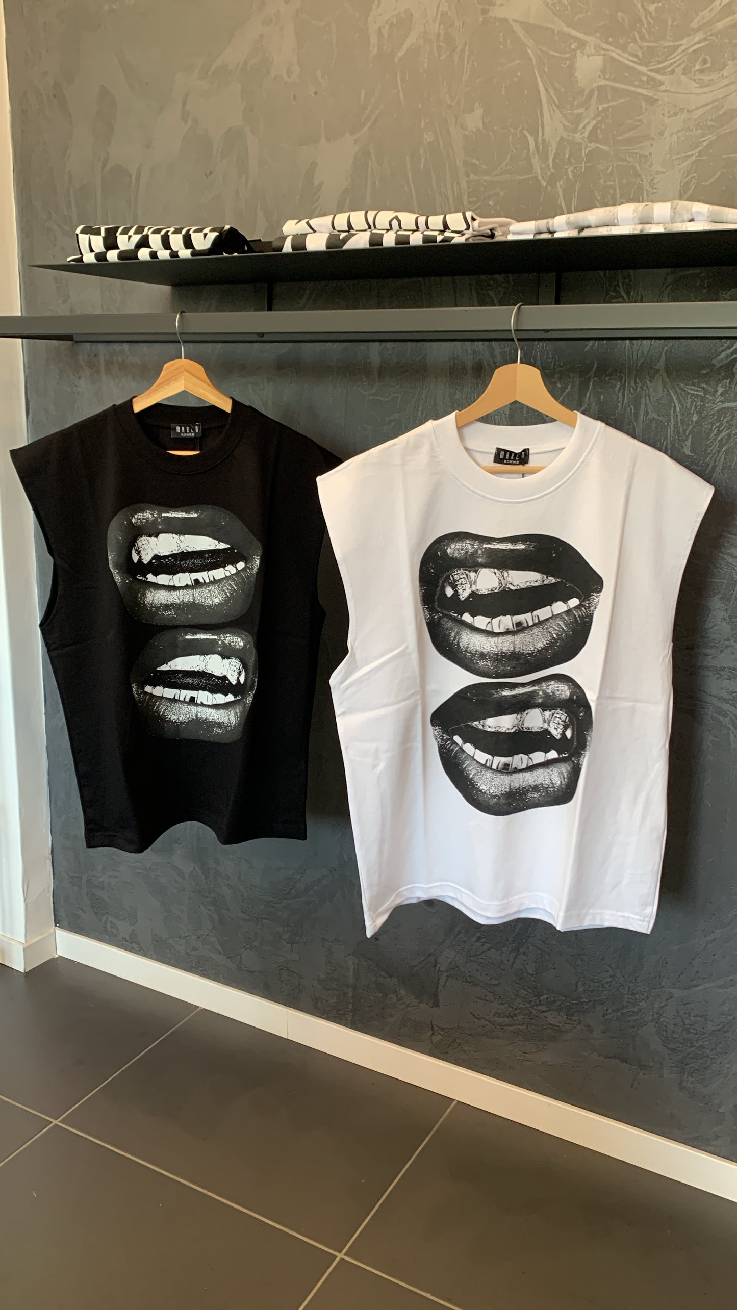 Tshirt smanicata kiss Double