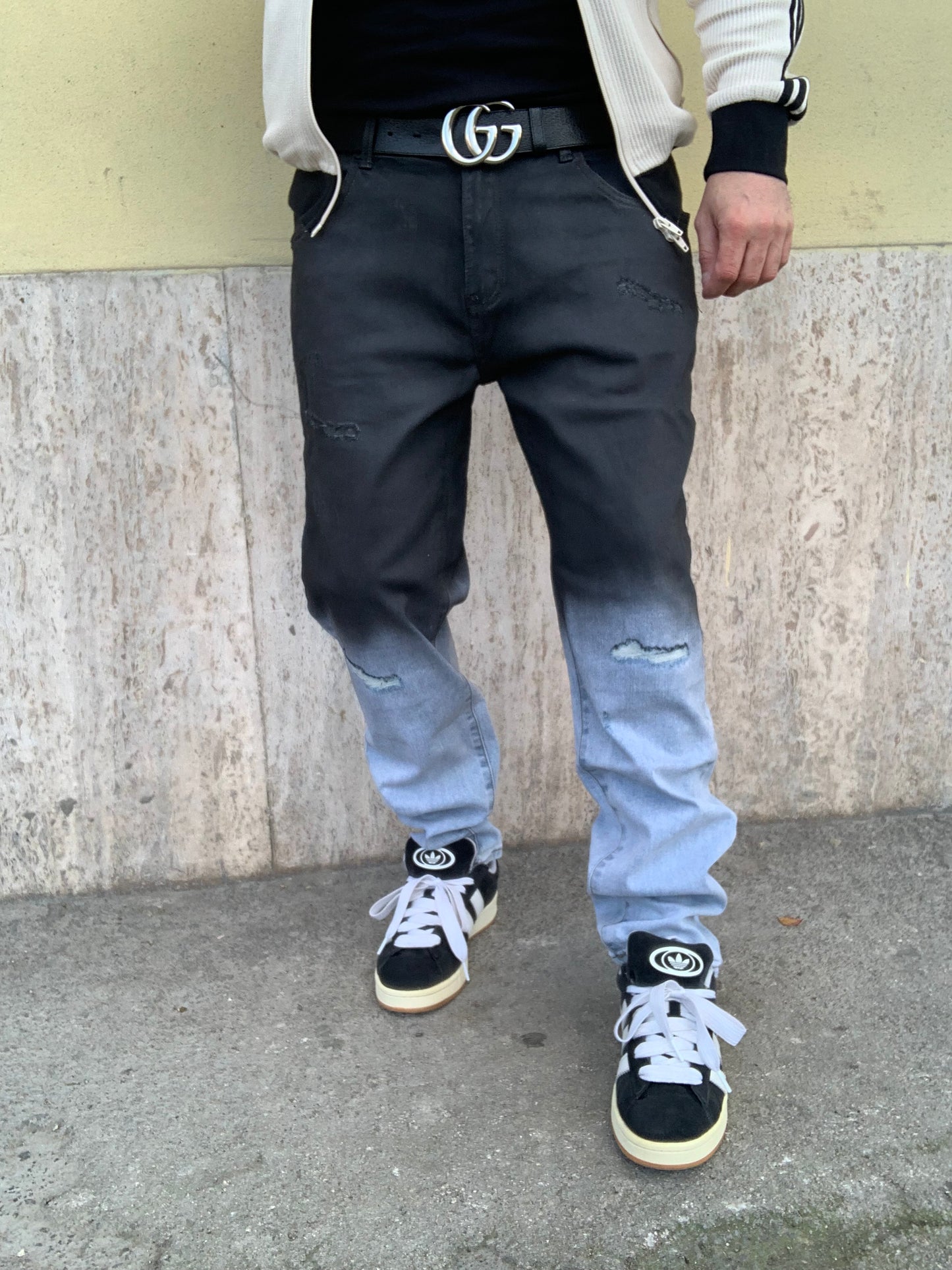 Baggy wash Black light blue