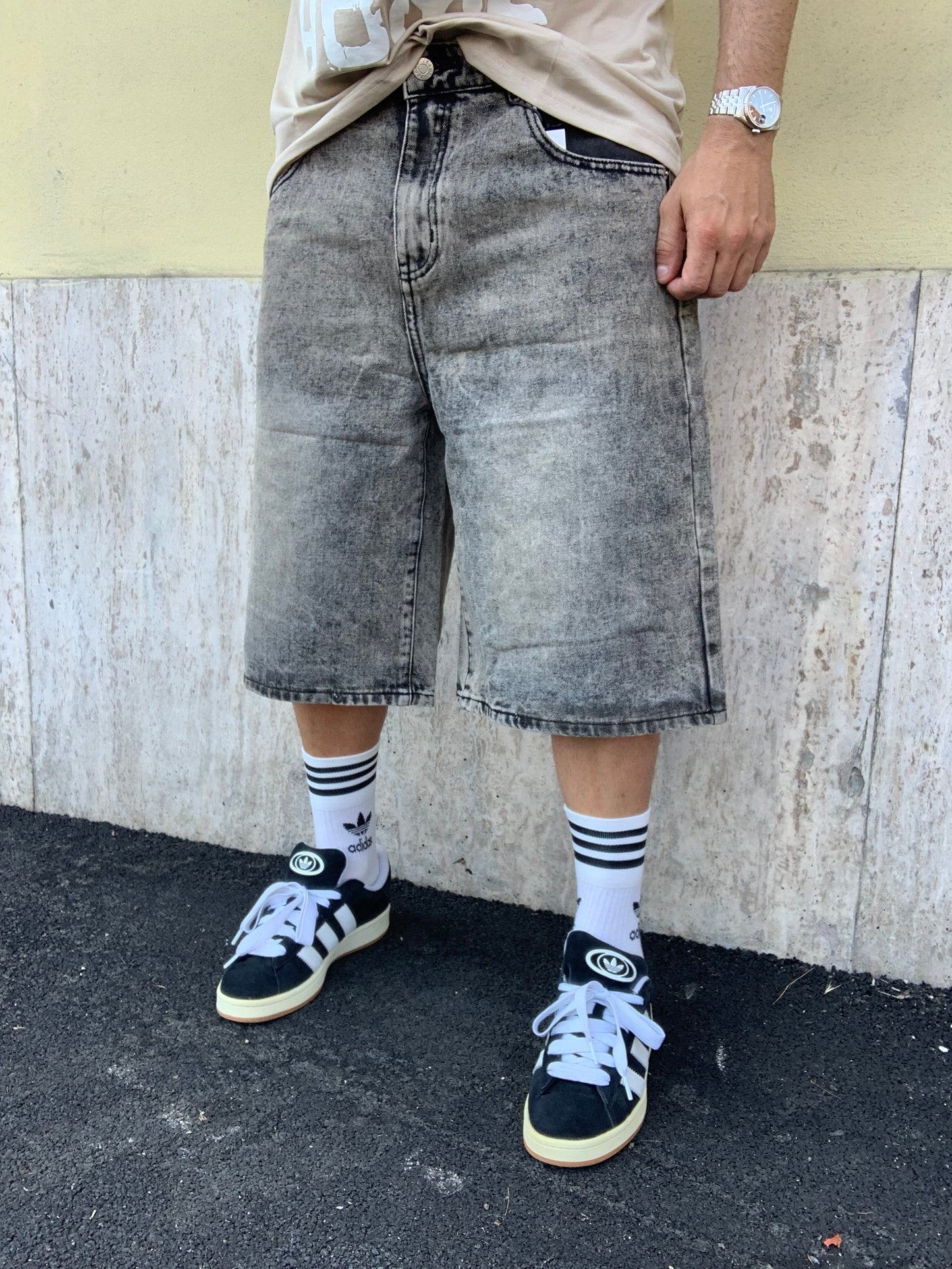 Short baggy savage