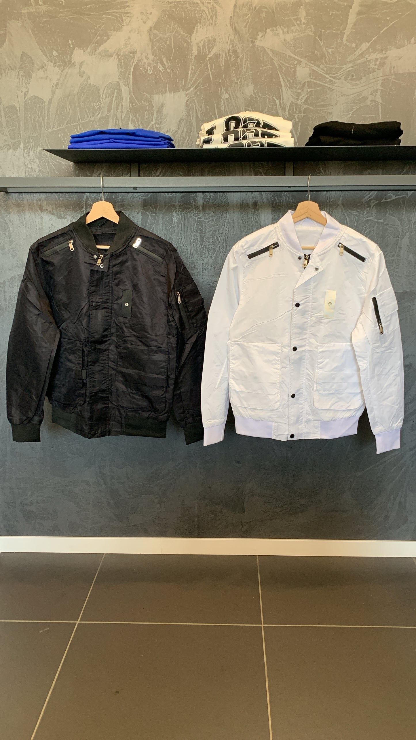 Bomber zip